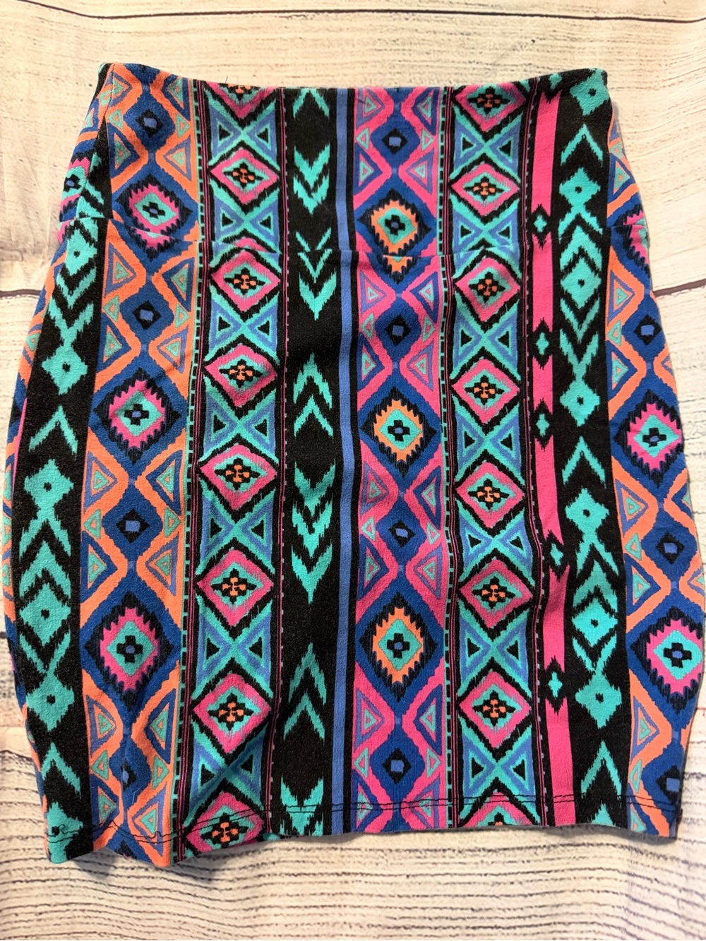 Women’s Multi-Color Geometric Knit Skirt